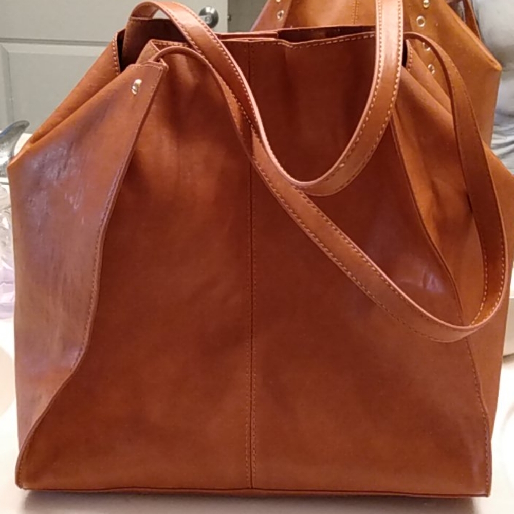Tan purse